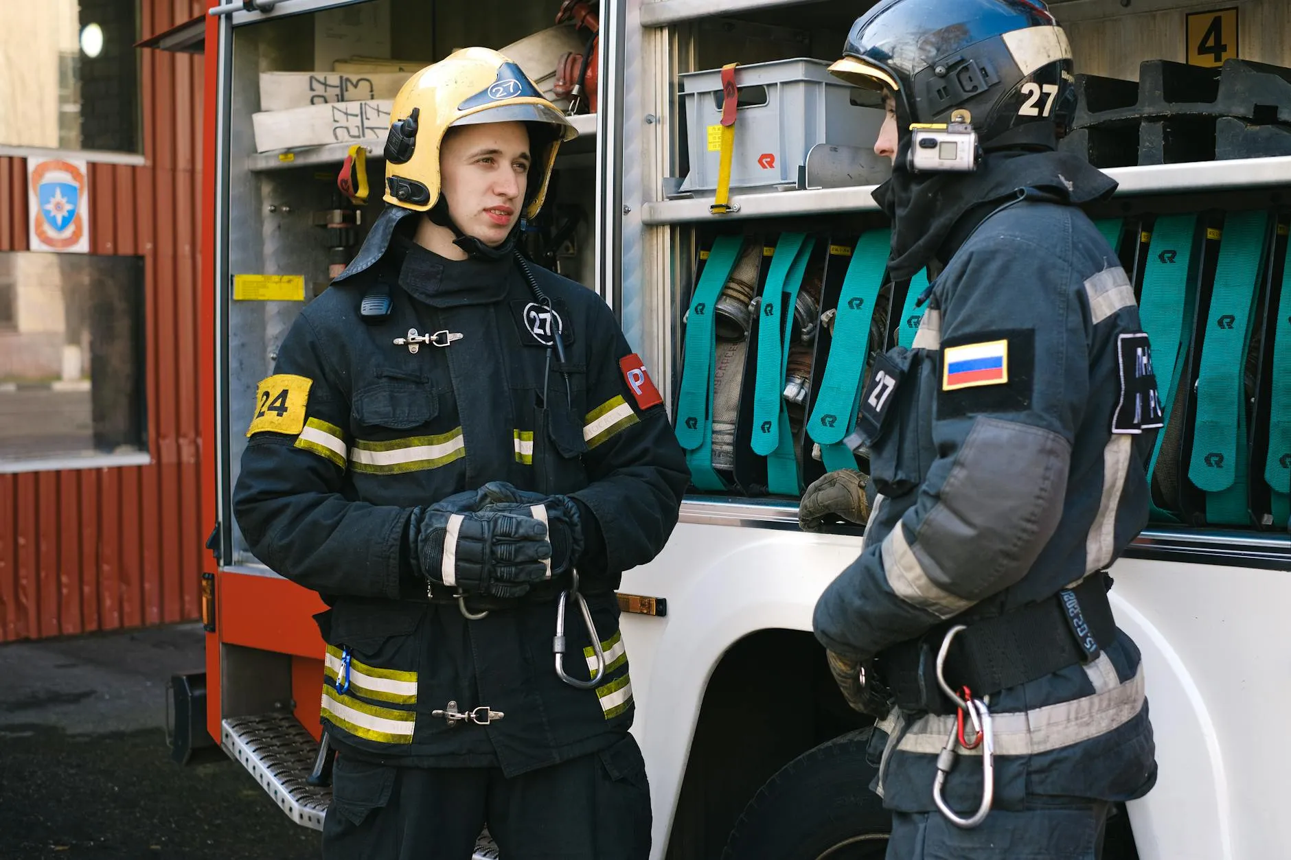 The Role of Expired Domains in Authority Scaling